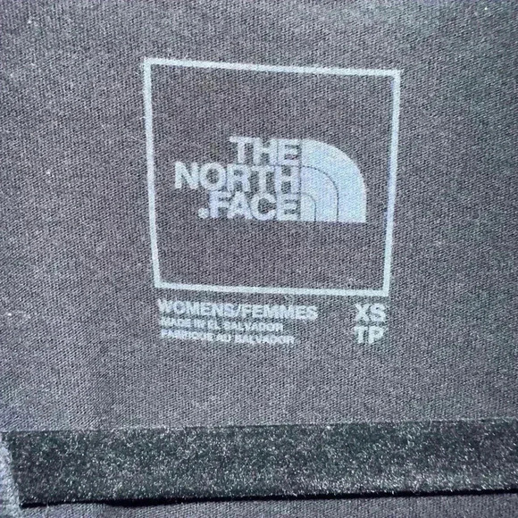 The North Face Pride T-Shirt XS Black & Multicolor Rainbow - Picture 4 of 9